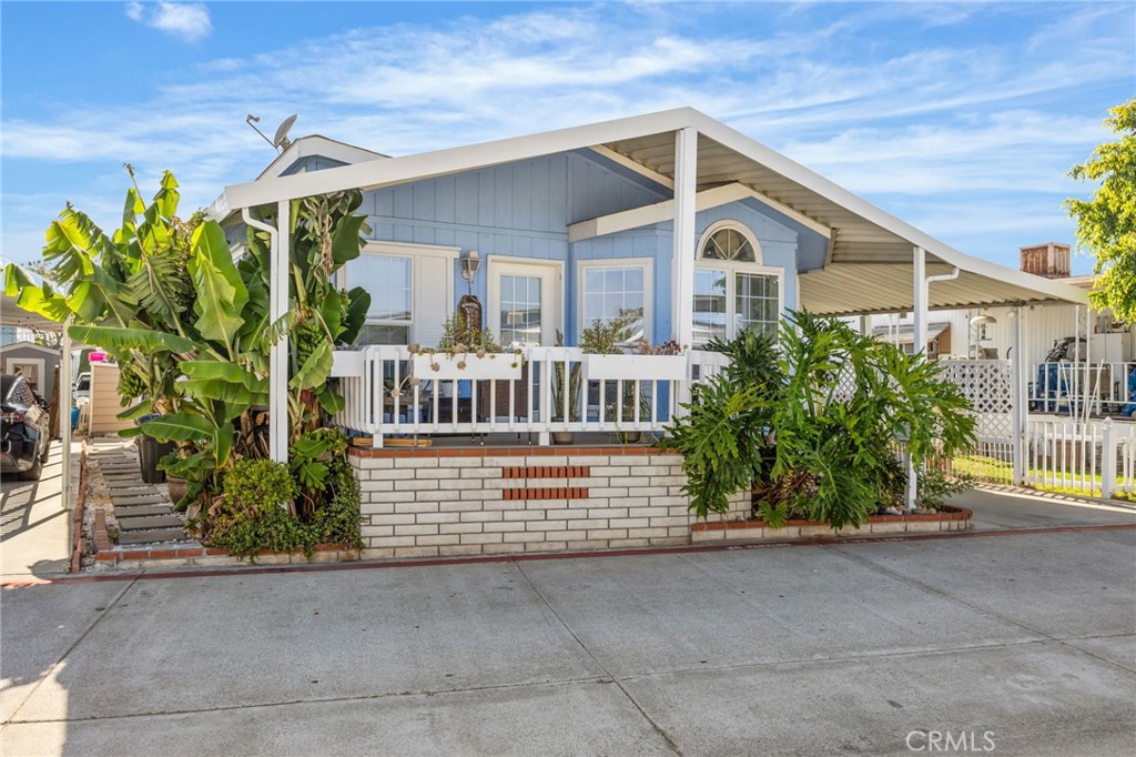 122 S Colombo Lane 77, Tustin CA 92780 - photo 28