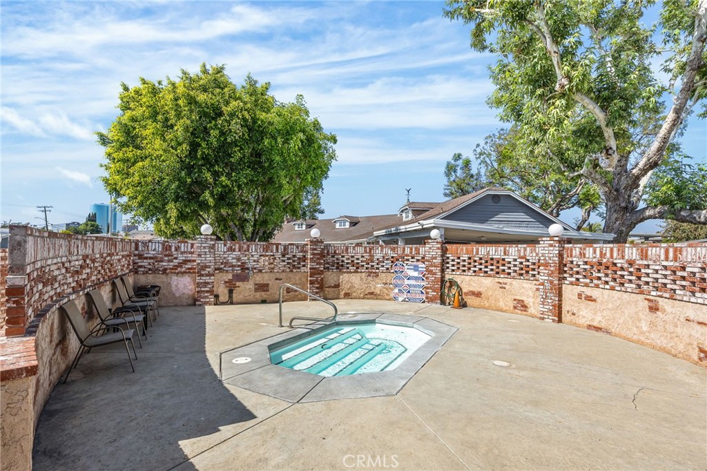 122 S Colombo Lane 77, Tustin CA 92780 - photo 37