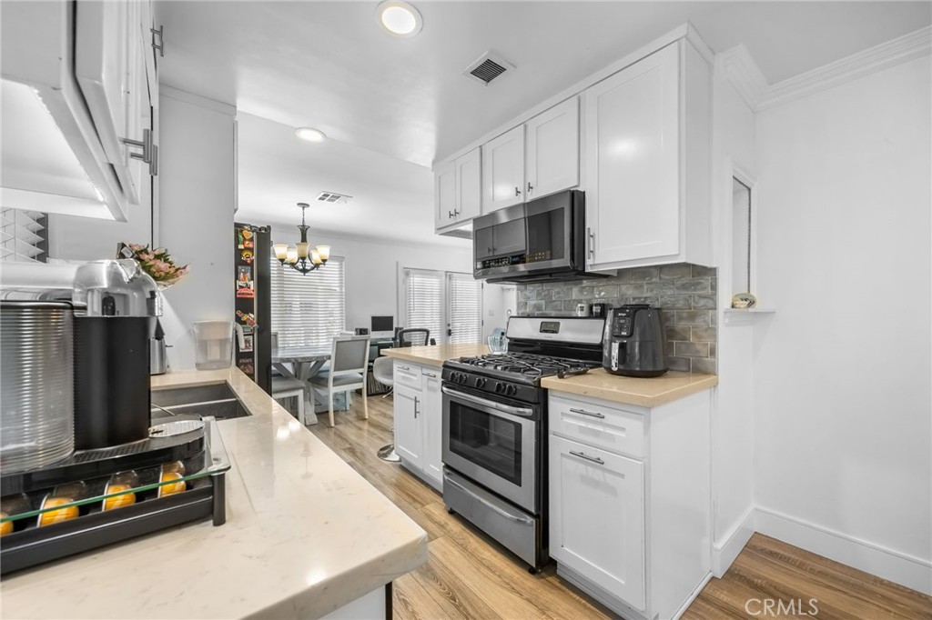 Kitchen - 122 S Portola, Tustin CA 92780 - photo 8