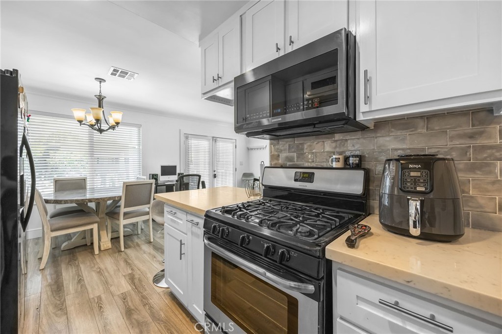 Kitchen - 122 S Portola, Tustin CA 92780 - photo 10