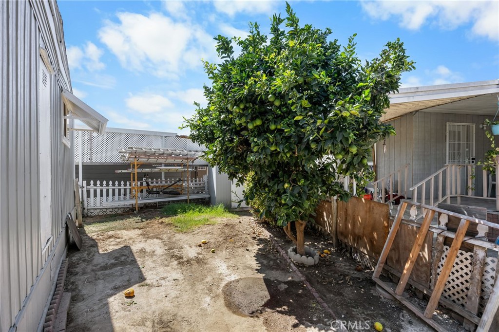 Back Yard - 122 S Portola, Tustin CA 92780 - photo 23
