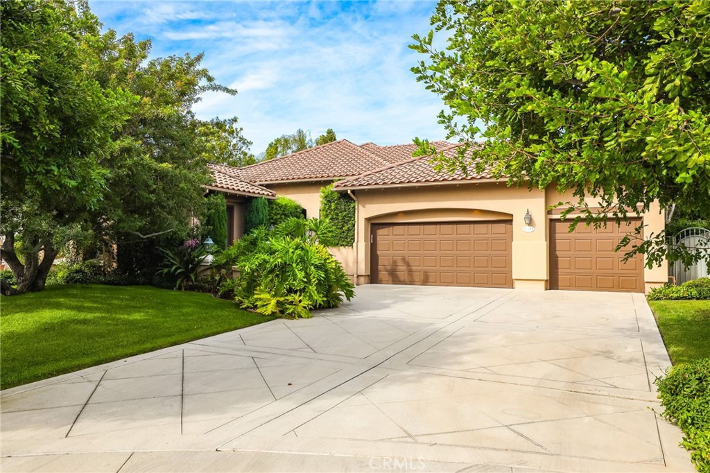 12215 Wyne Ct, Tustin CA 92782 - photo 1