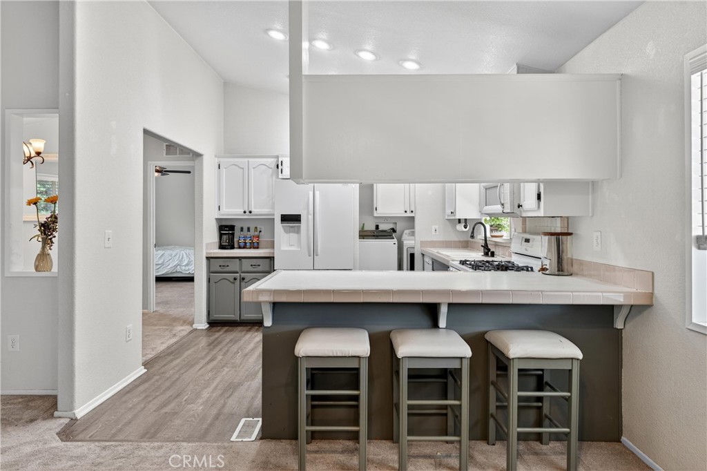 123 Madrid, Tustin CA 92780 - photo 13
