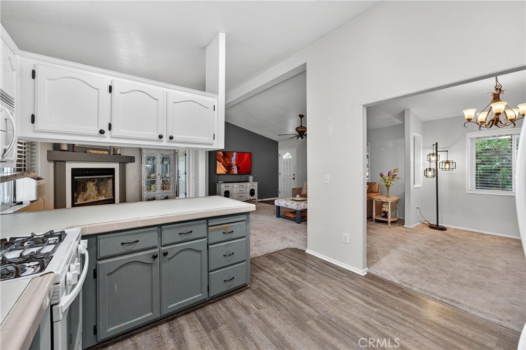 123 Madrid, Tustin CA 92780 - photo 18