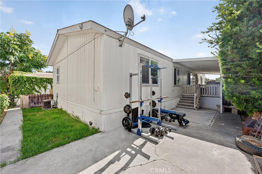 123 Madrid, Tustin CA 92780 - photo 29