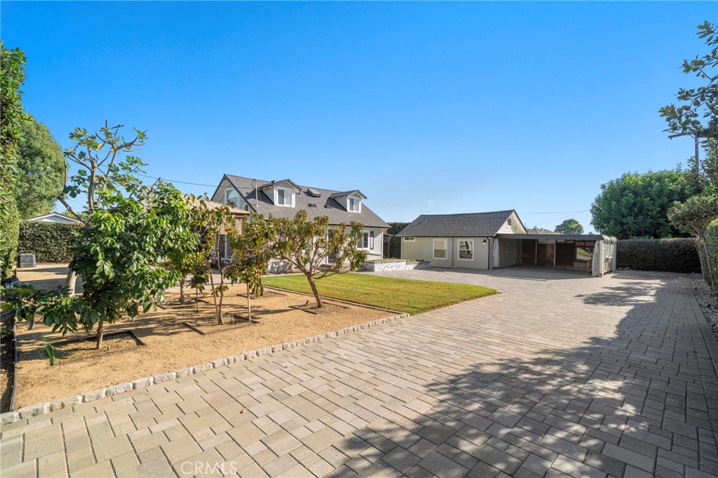 1236 La Colina, Tustin CA 92780 - photo 5