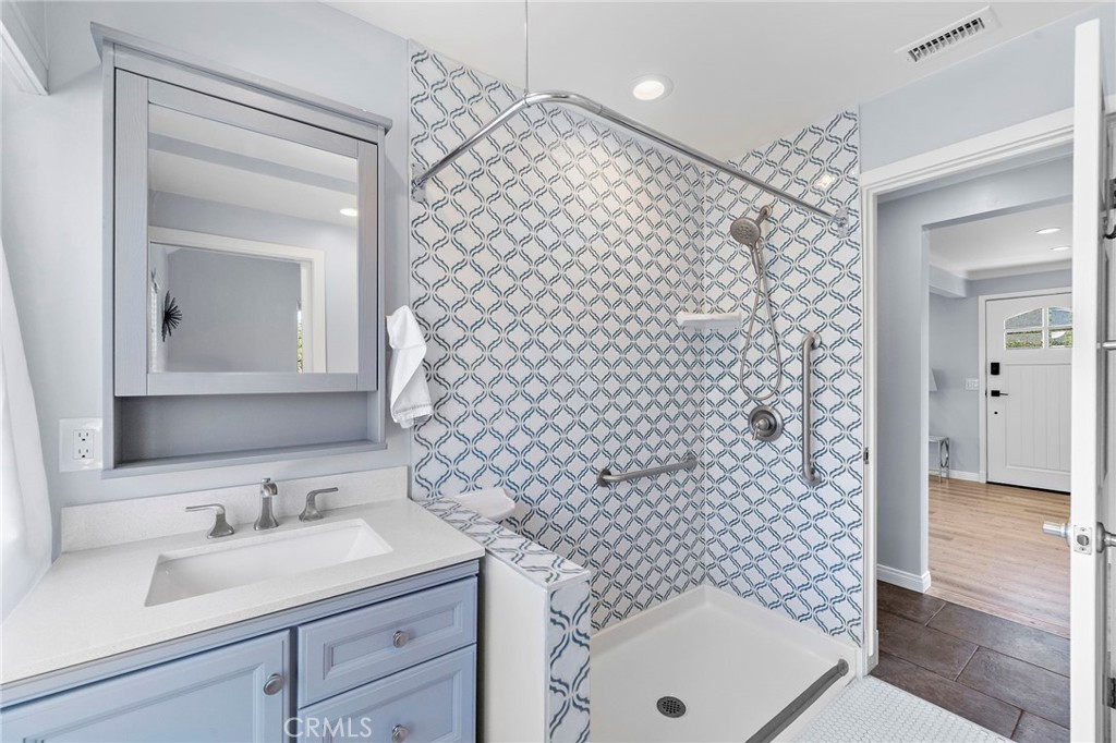 1236 La Colina, Tustin CA 92780 - photo 16