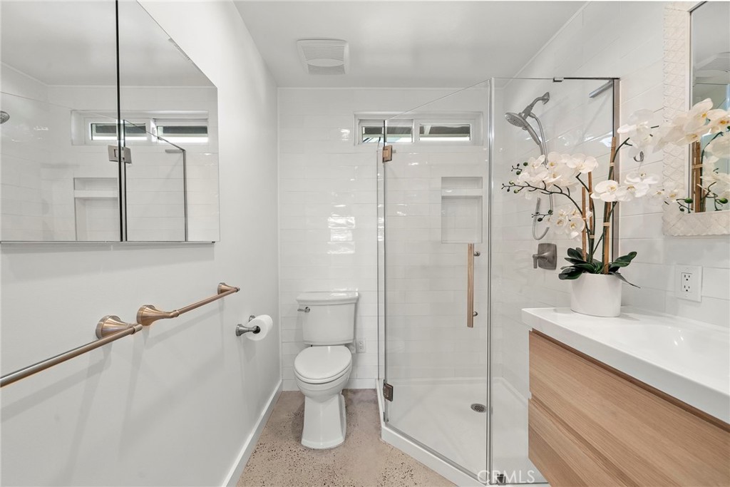 1236 La Colina, Tustin CA 92780 - photo 35