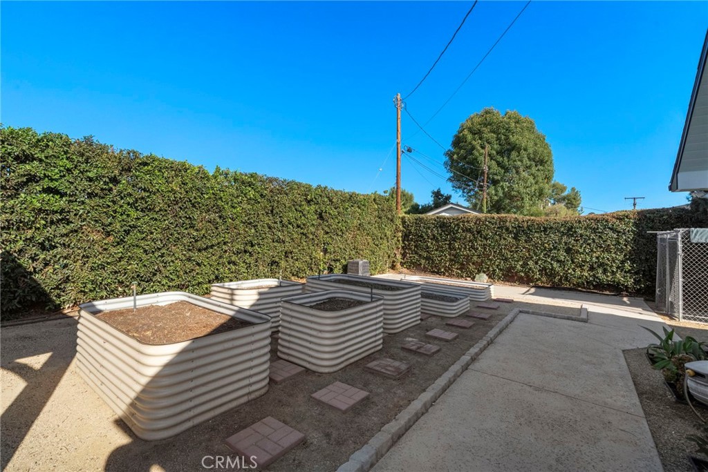 1236 La Colina, Tustin CA 92780 - photo 39