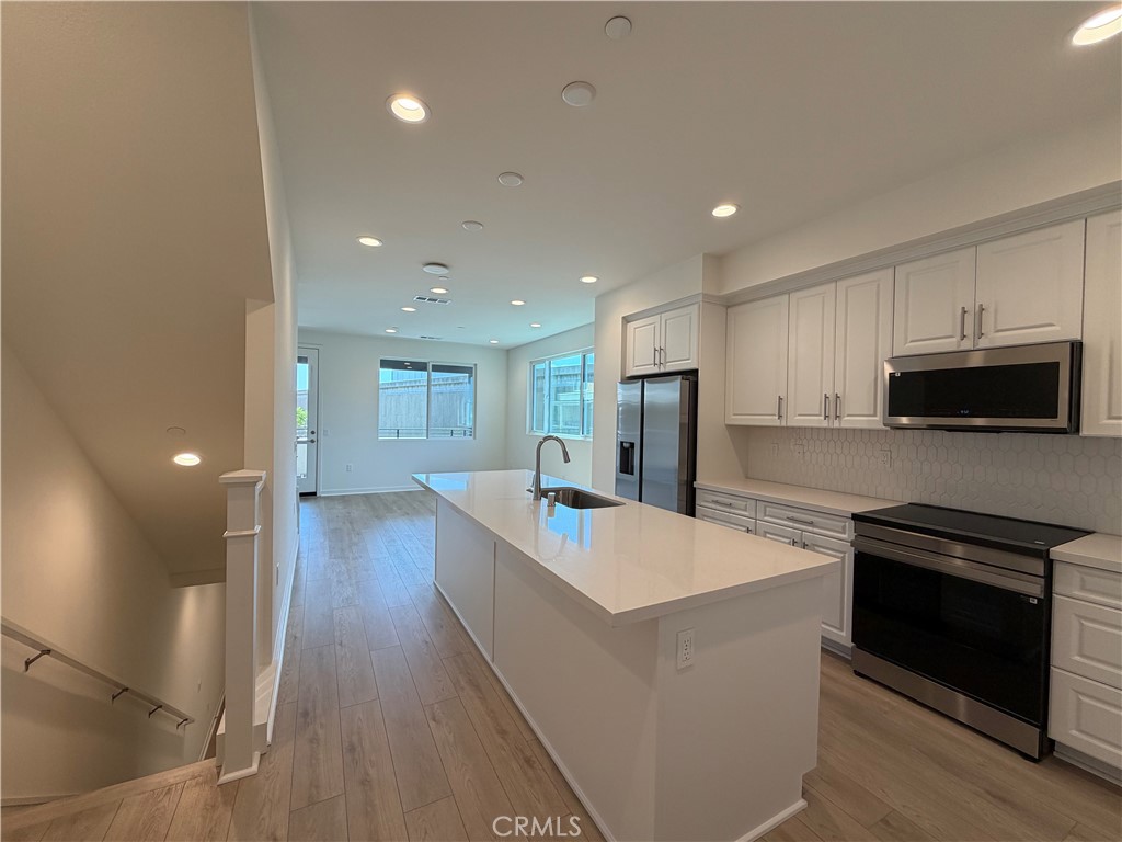 124 Chaparral, Tustin CA 92780 - photo 5