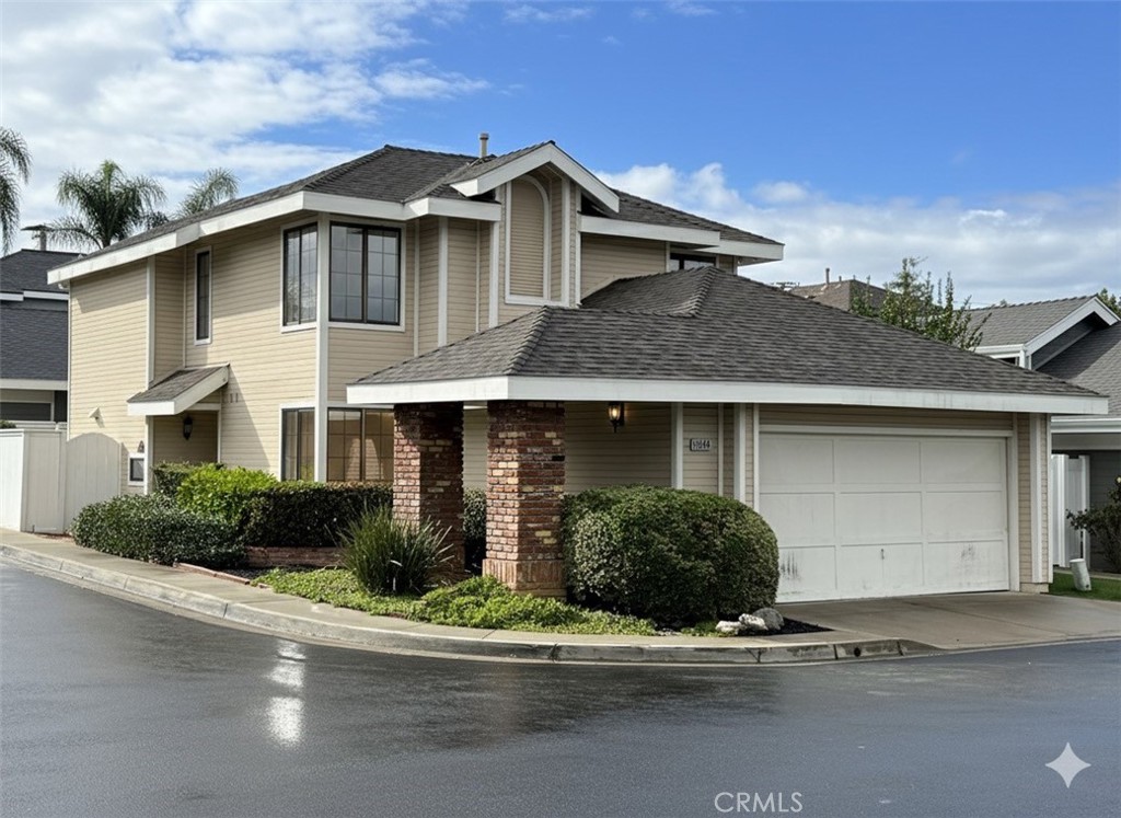 12516 Wedgwood Circle, Tustin CA 92780 - photo 1