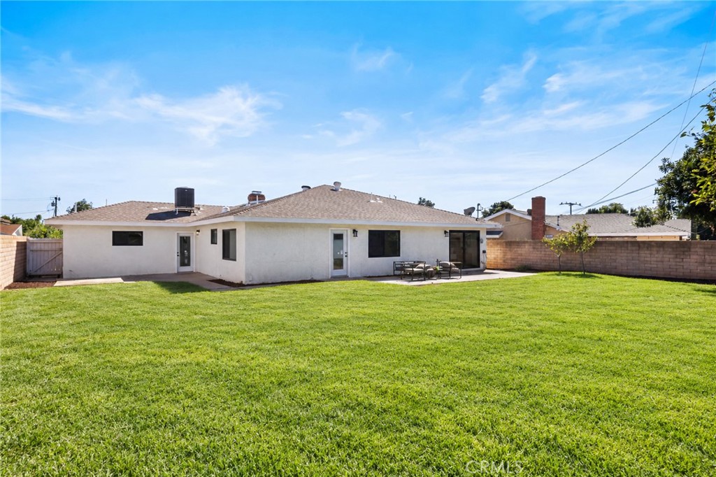 12591 Charloma Dr, Tustin CA 92780 - photo 34