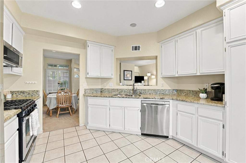 12591 Doral, Tustin CA 92782 - photo 39
