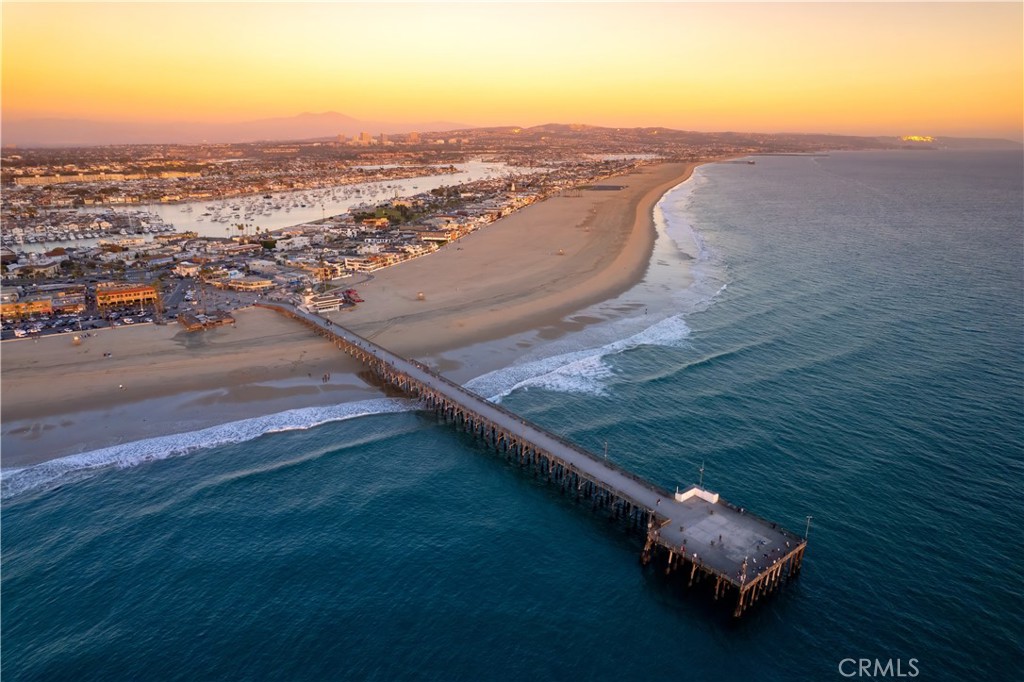 Just minutes to beaches, harbor, balboa, Corona del Mar - 12620 Newport Avenue, Tustin CA 92780 - photo 35