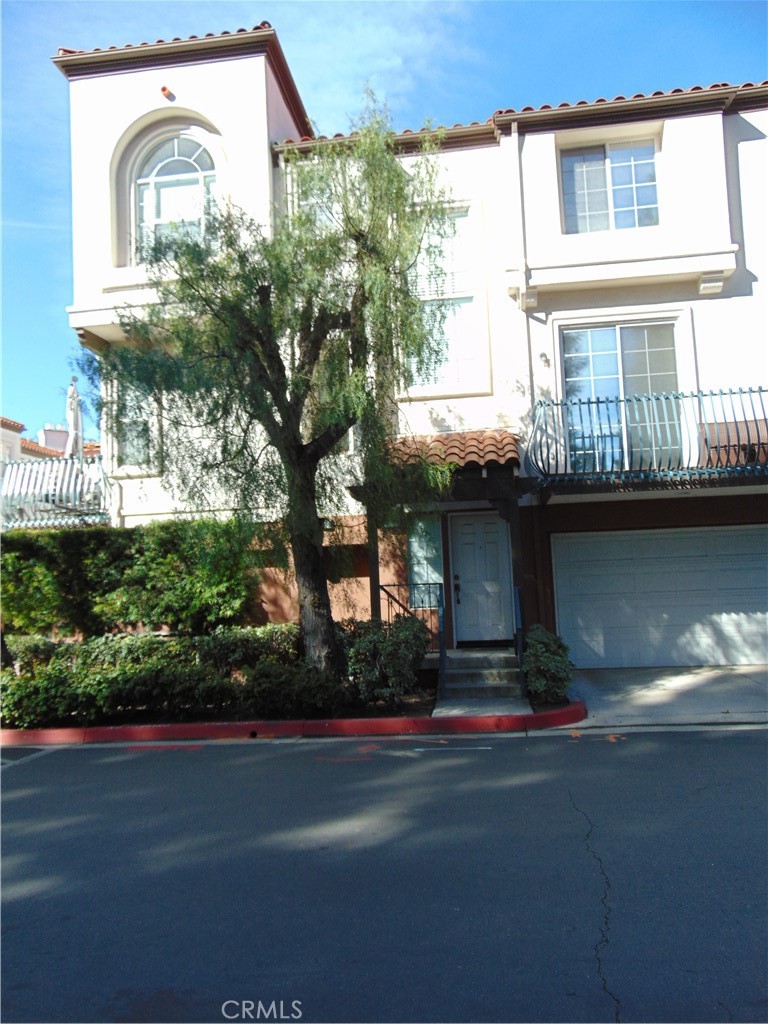 12643 TRENT JONES Lane, Tustin CA 92782 - photo 1