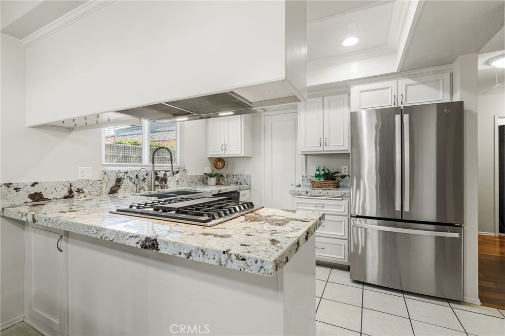 12700 Newport Avenue 46, Tustin CA 92780 - photo 7