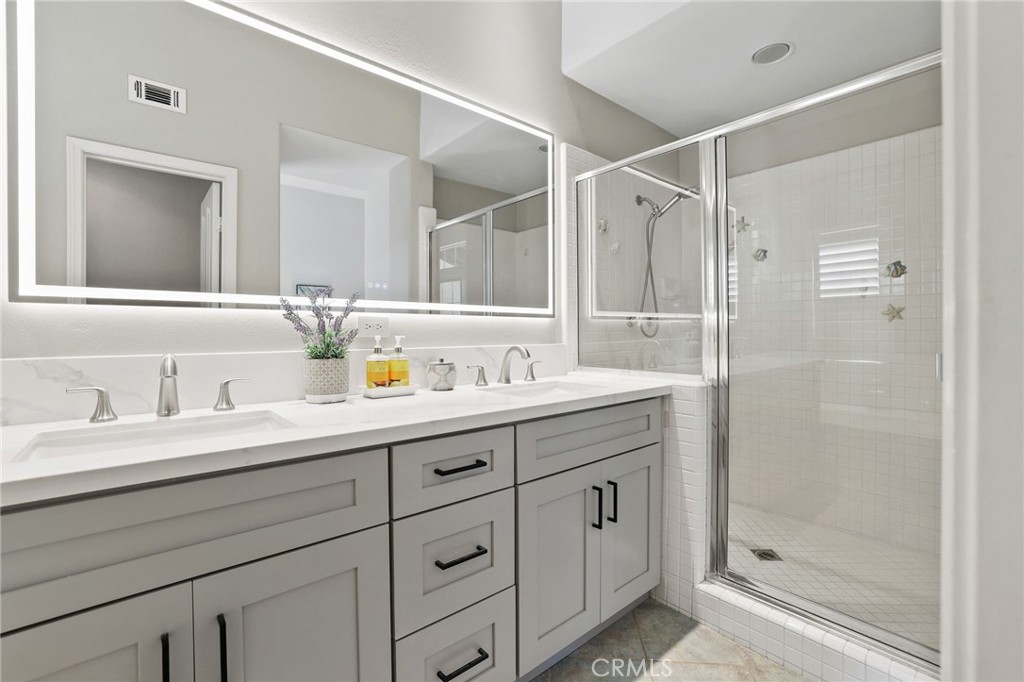 12721 Trent Jones, Tustin CA 92782 - photo 14