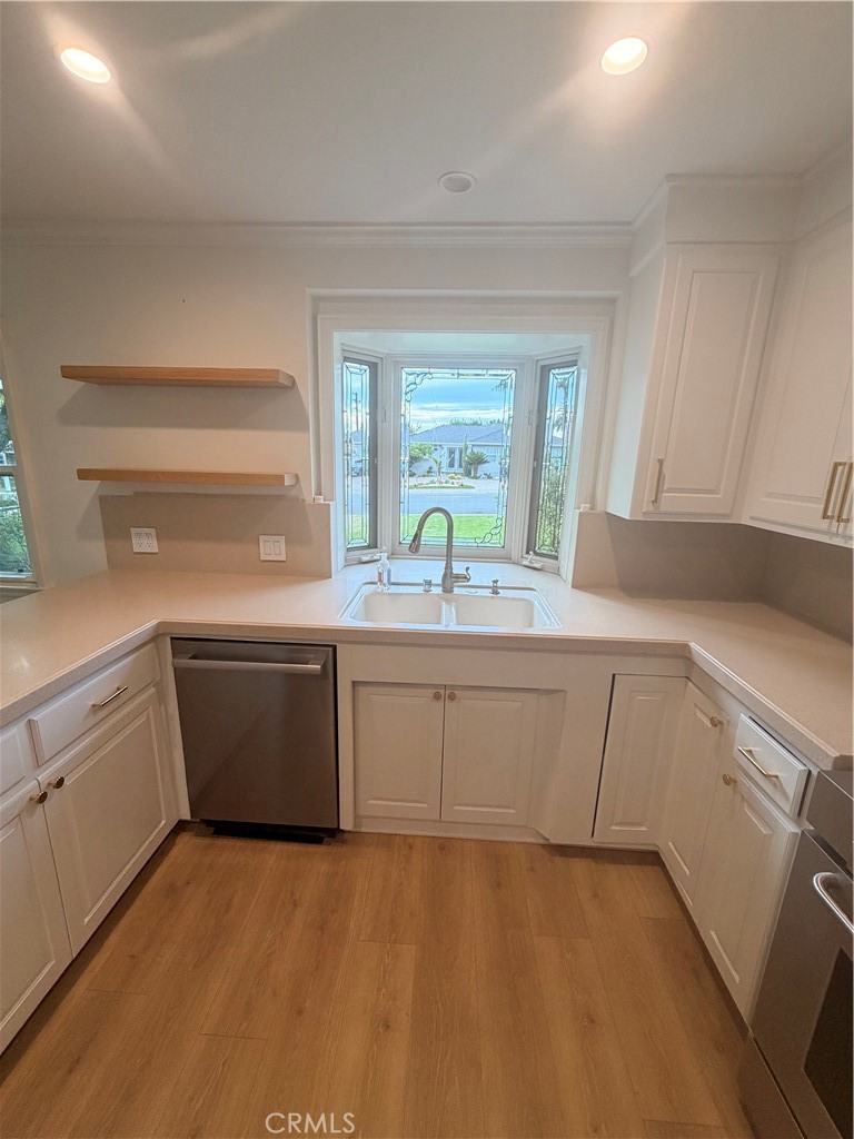 12772 Elizabeth, Tustin CA 92780 - photo 9