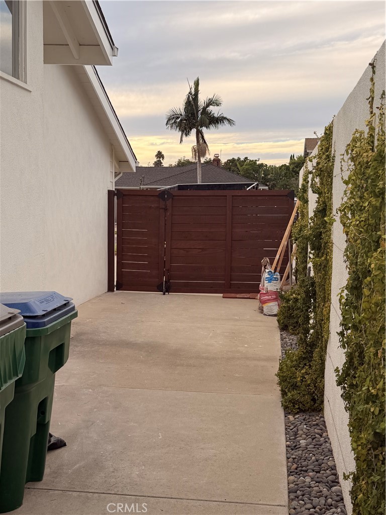 12772 Elizabeth, Tustin CA 92780 - photo 35