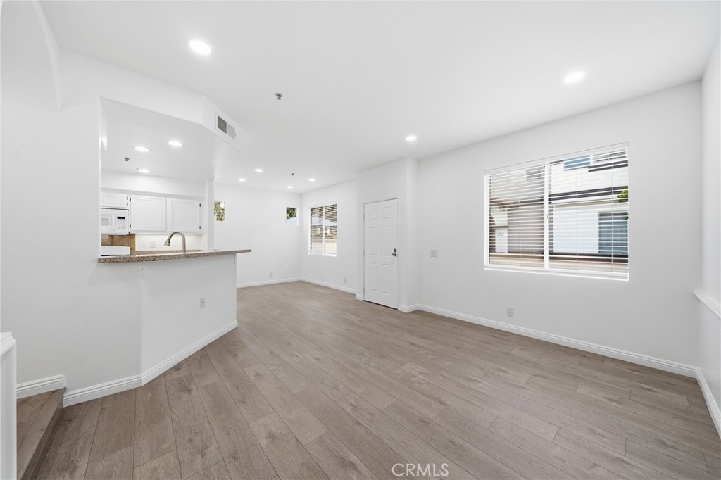 12921 Ternberry Court, Tustin CA 92782 - photo 5