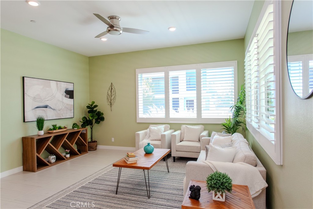 130 Waypoint, Tustin CA 92782 - photo 3
