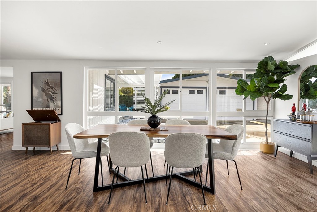 13052 Chaplet, Tustin CA 92780 - photo 9