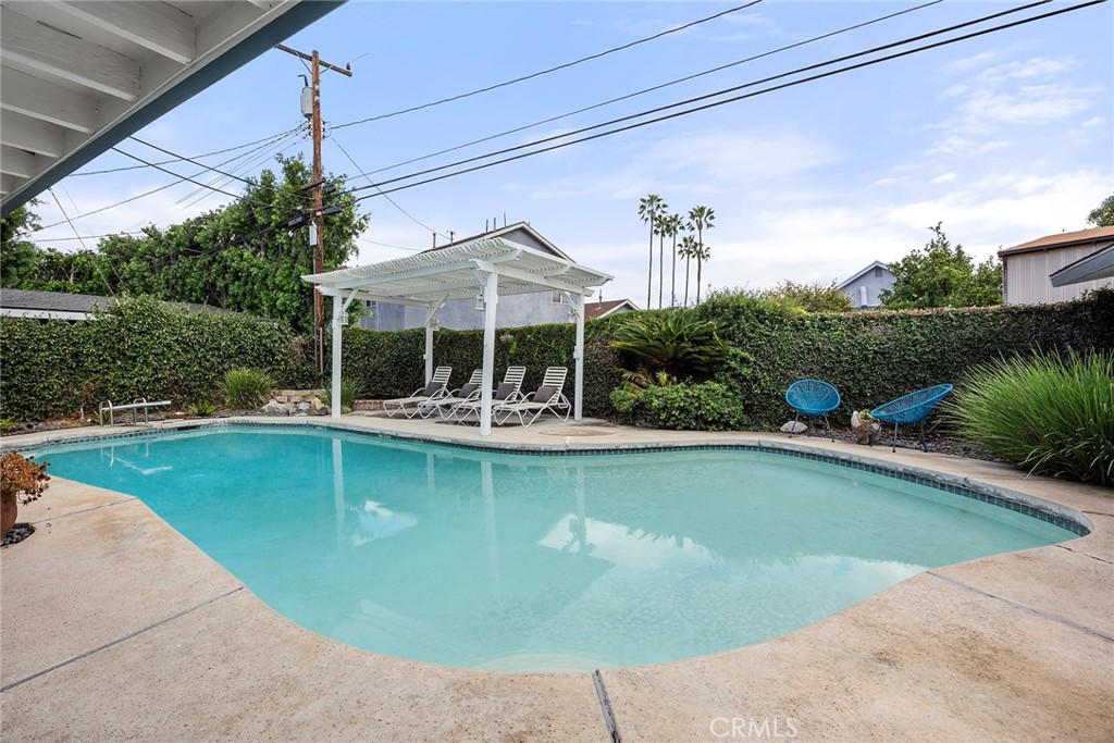 13052 Chaplet, Tustin CA 92780 - photo 42