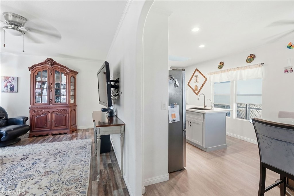 132 S Colombo 132, Tustin CA 92780 - photo 10