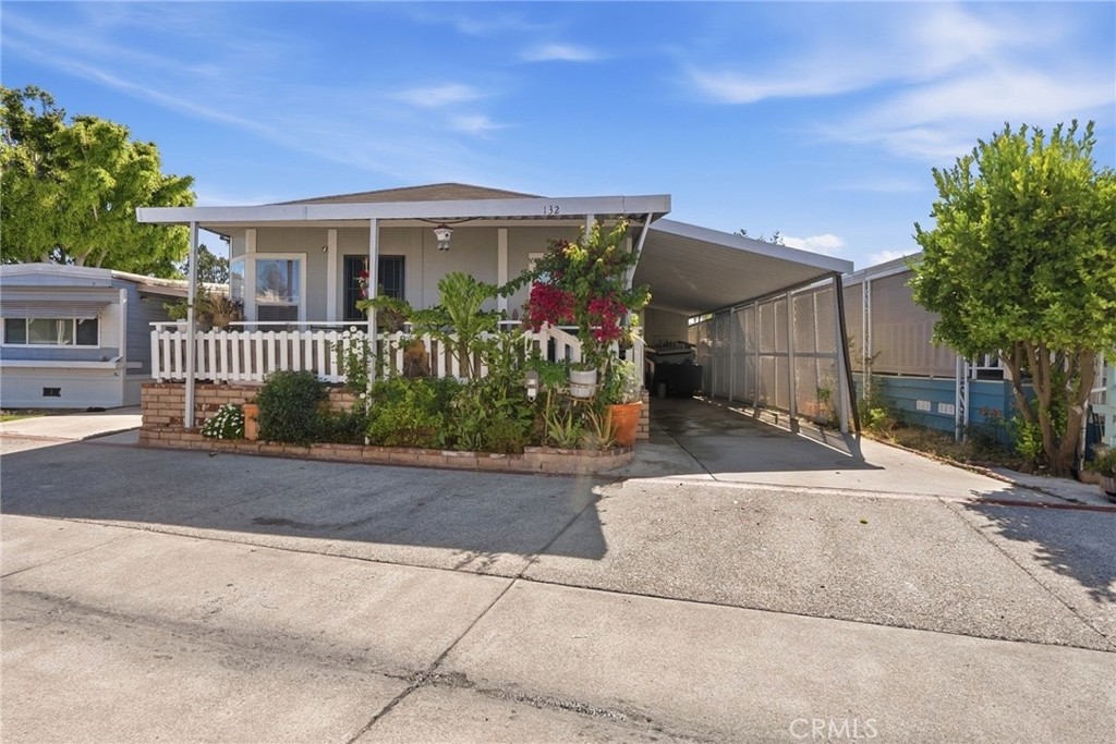 132 S Colombo 132, Tustin CA 92780 - photo 28