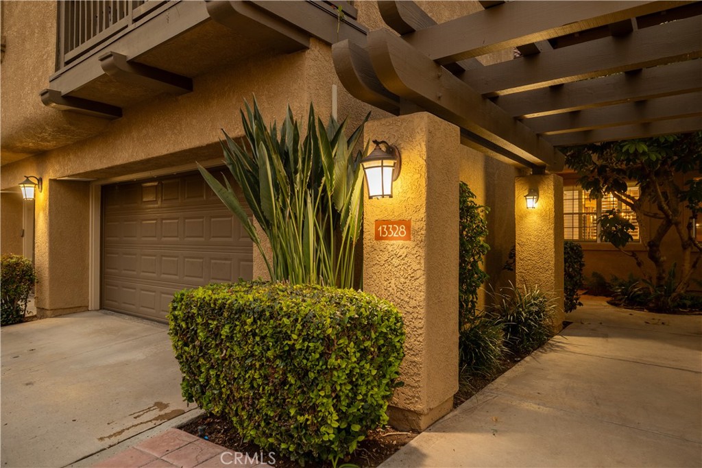 13328 Savanna, Tustin CA 92782 - photo 2