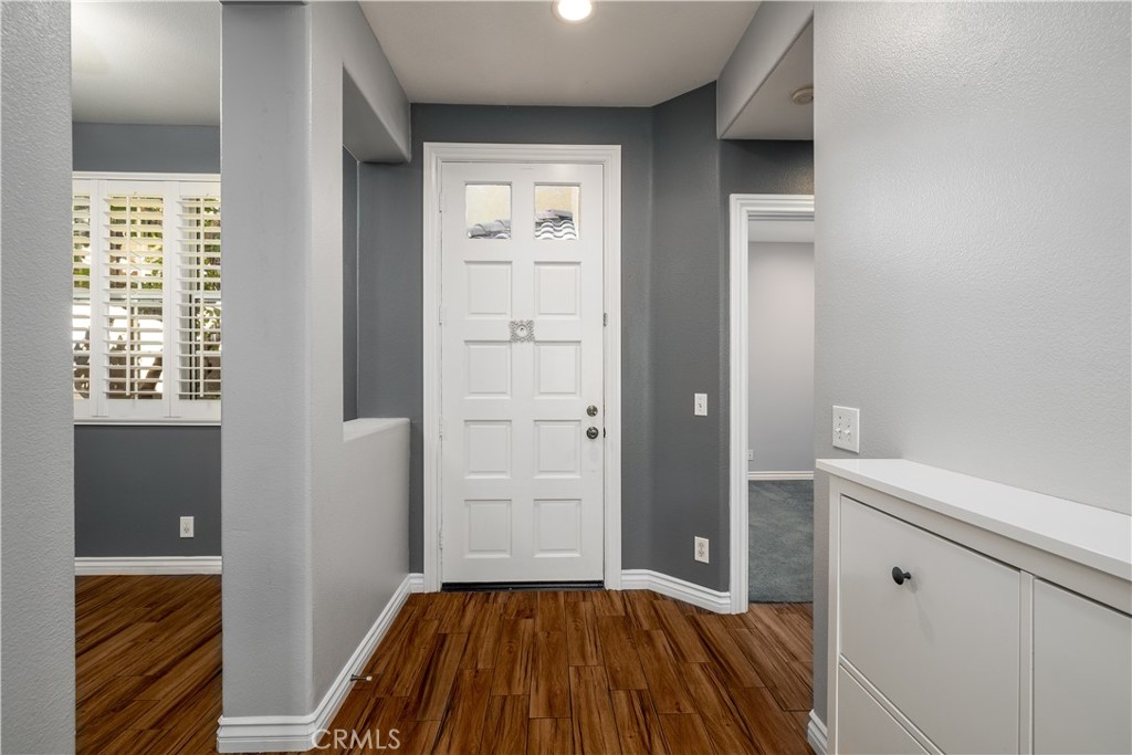 13328 Savanna, Tustin CA 92782 - photo 6