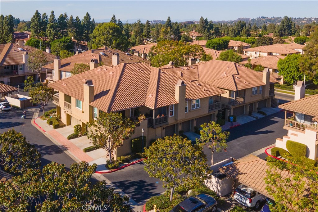 13328 Savanna, Tustin CA 92782 - photo 30