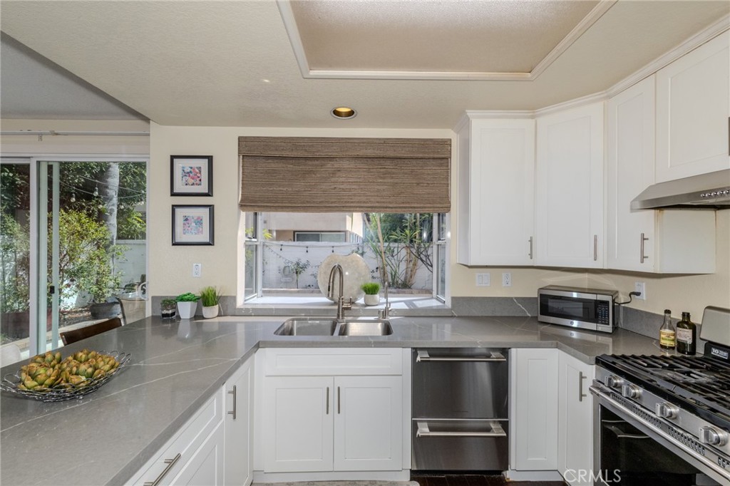 13362 Portal, Tustin CA 92782 - photo 16