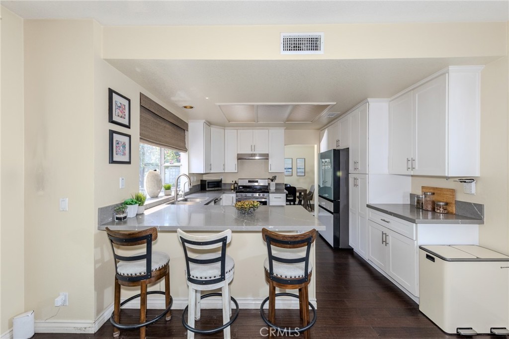 13362 Portal, Tustin CA 92782 - photo 19