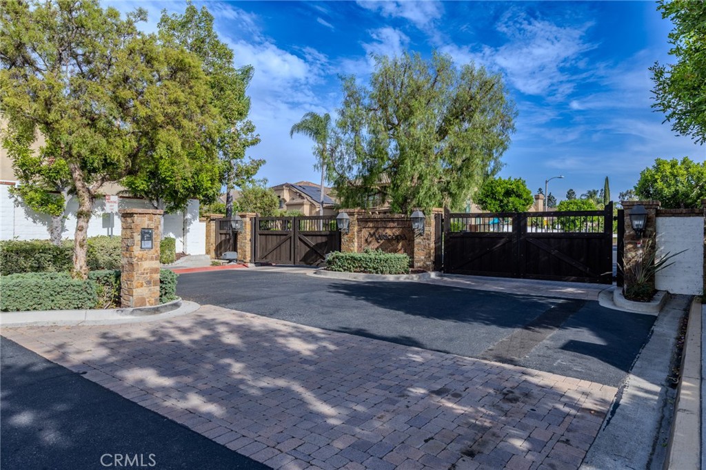 13362 Portal, Tustin CA 92782 - photo 48