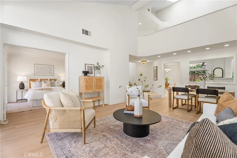 13367 Calle Antequera, Tustin, CA 92782