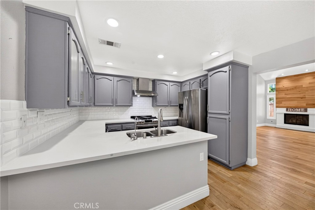 13410 Via Alicante, Tustin CA 92782 - photo 6
