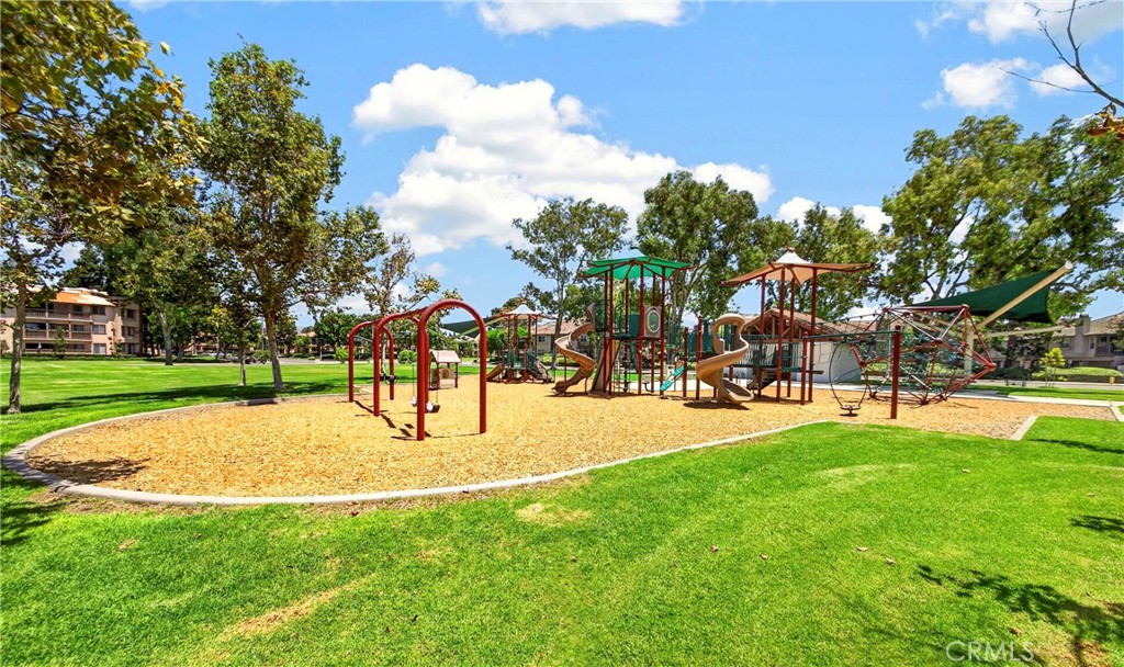 13410 Via Alicante, Tustin CA 92782 - photo 35