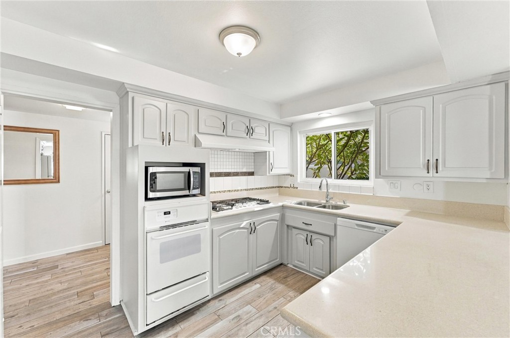 13431 Epping Way, Tustin CA 92780 - photo 13