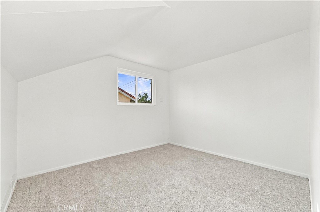 Upstairs Guest Bedroom #5 - 13431 Epping Way, Tustin CA 92780 - photo 28