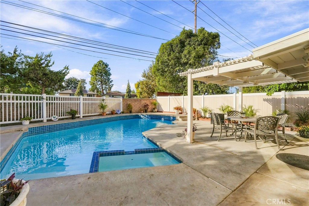 13431 Epping Way, Tustin CA 92780 - photo 32