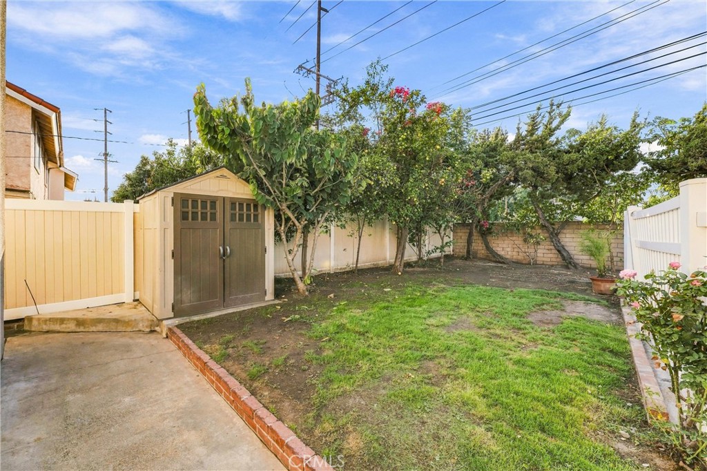 13431 Epping Way, Tustin CA 92780 - photo 36