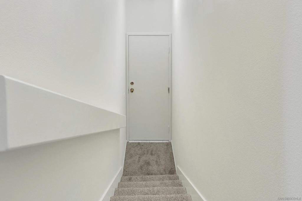 13450 Savanna, Tustin CA 92782 - photo 8