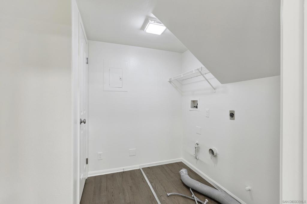 13450 Savanna, Tustin CA 92782 - photo 16