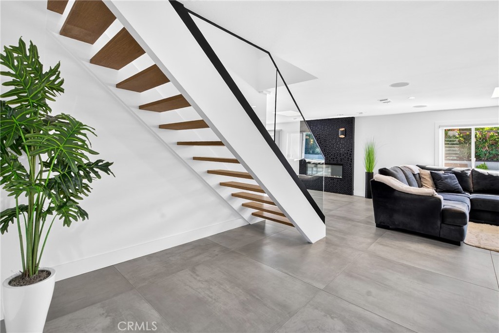 13532 Loretta, Tustin CA 92780 - photo 7