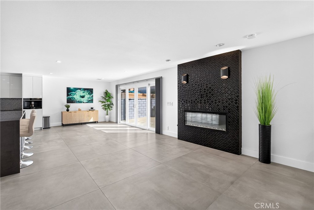 13532 Loretta, Tustin CA 92780 - photo 12