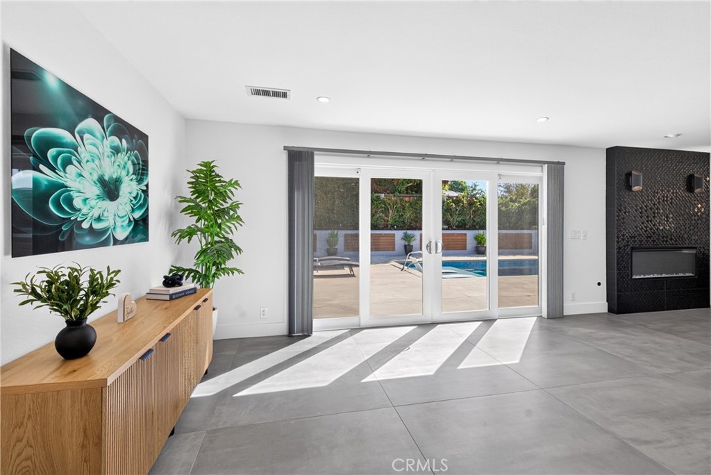 13532 Loretta, Tustin CA 92780 - photo 17