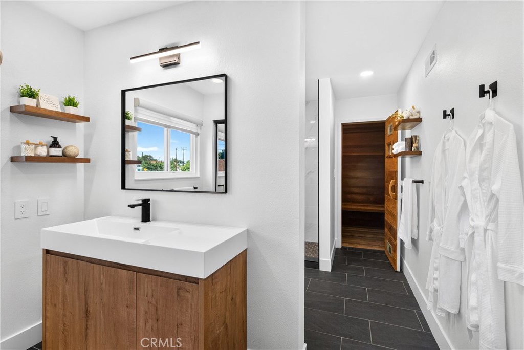 13532 Loretta, Tustin CA 92780 - photo 49