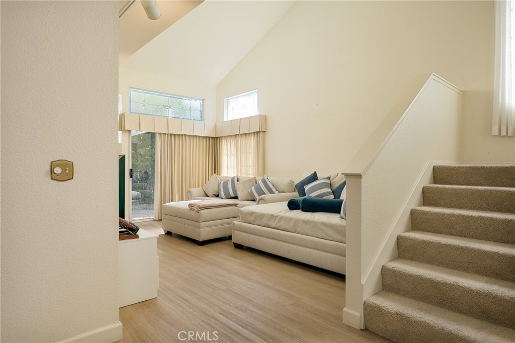 13576 Eucalyptus Street, Tustin CA 92782 - photo 6