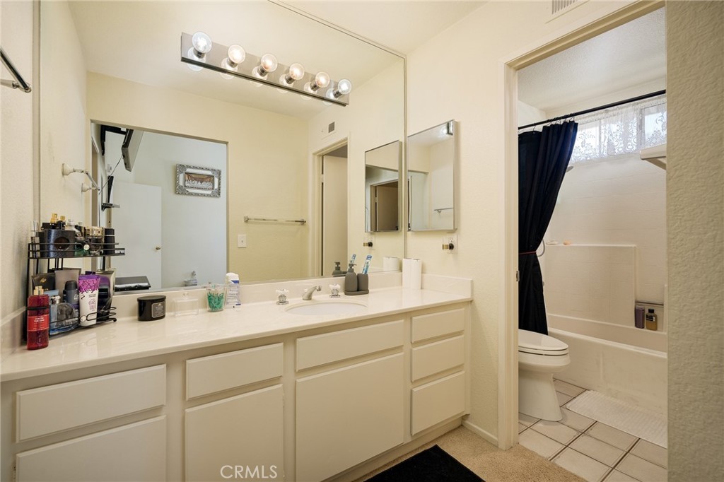 13576 Eucalyptus Street, Tustin CA 92782 - photo 13